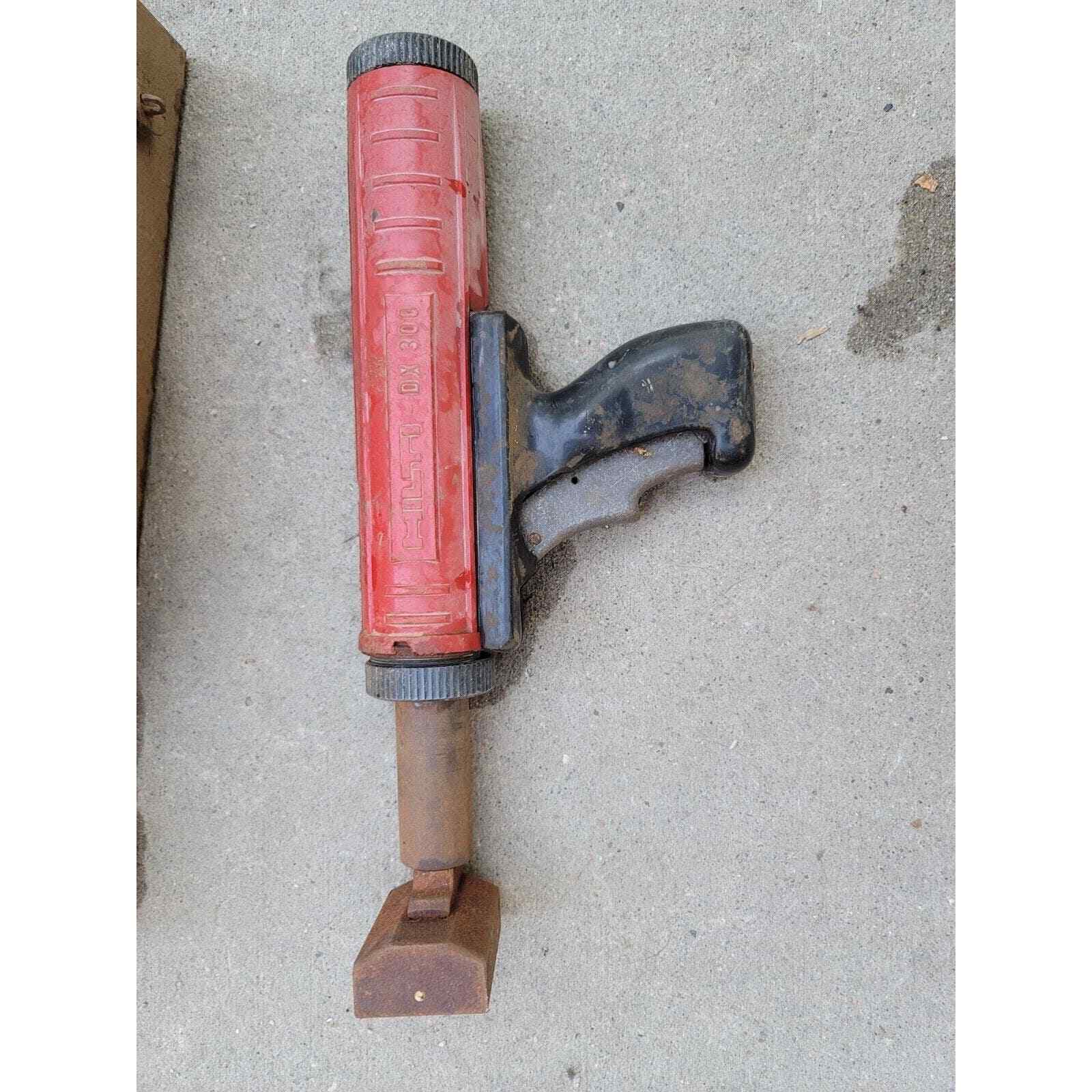 Hilti rusty Powder Actuated Tool w/ Steel Case