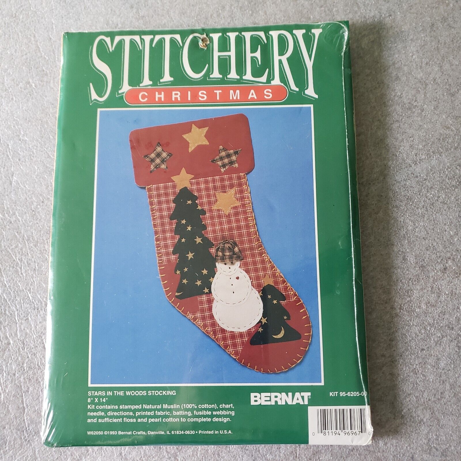 1993 Bernat Stitchery Plaid Christmas Stars in The Woods Stocking County Themed 