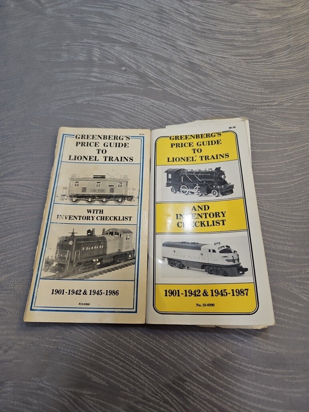 2 Greenberg\'s 1987 Price Guide To Lionel Trains & Check List 1901-1942...