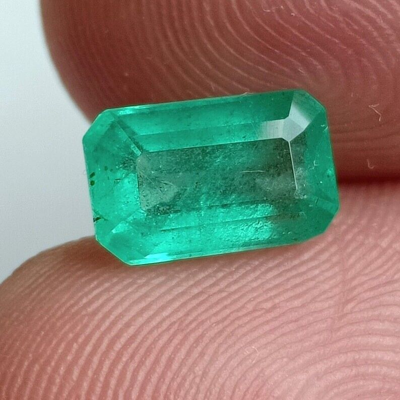 1.80 Carat 9.2X6 MM Natural Emerald Long Octagon Cut Loose Gemstone For Jewelry
