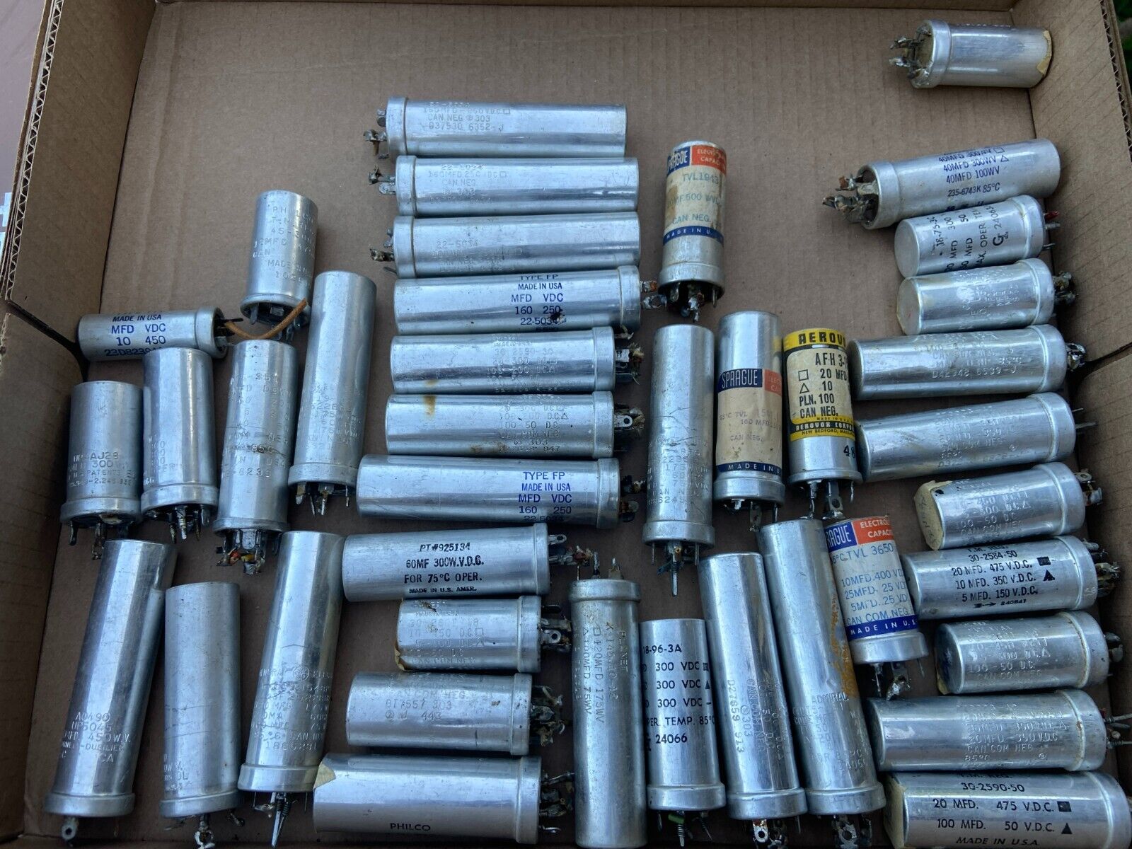 Big Lot of 39 Vintage Can Capacitors 1950s-1970s All 1\