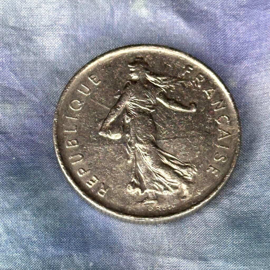 1987 Republique Francaise 5 Francs Coin, Pristine Vintage Collectible