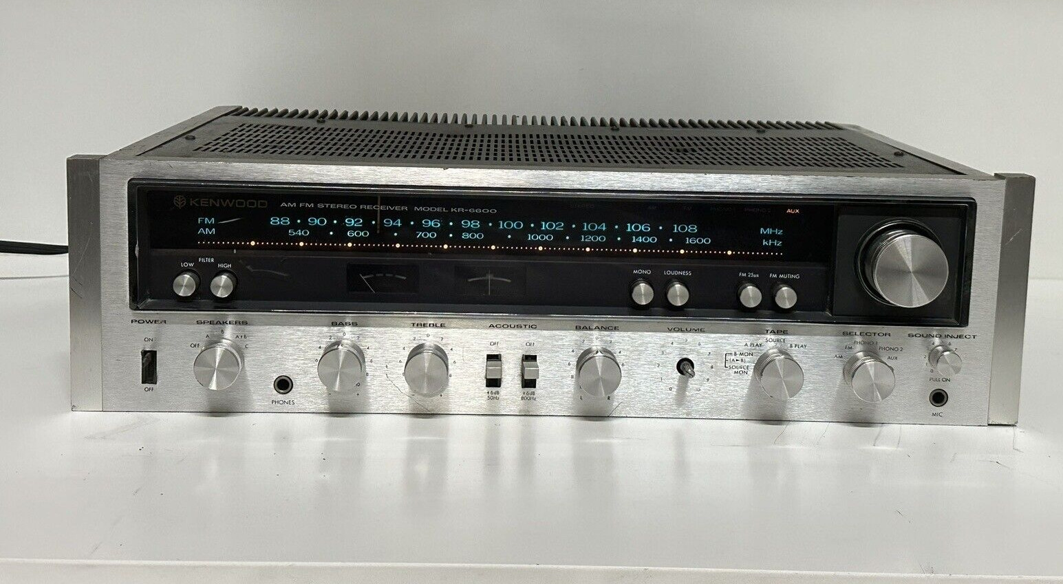 Vintage 1970's Kenwood KR-6600 ~ AM/FM Stereo Receiver ~ 56 WPC into 8Ω ~ WORKS