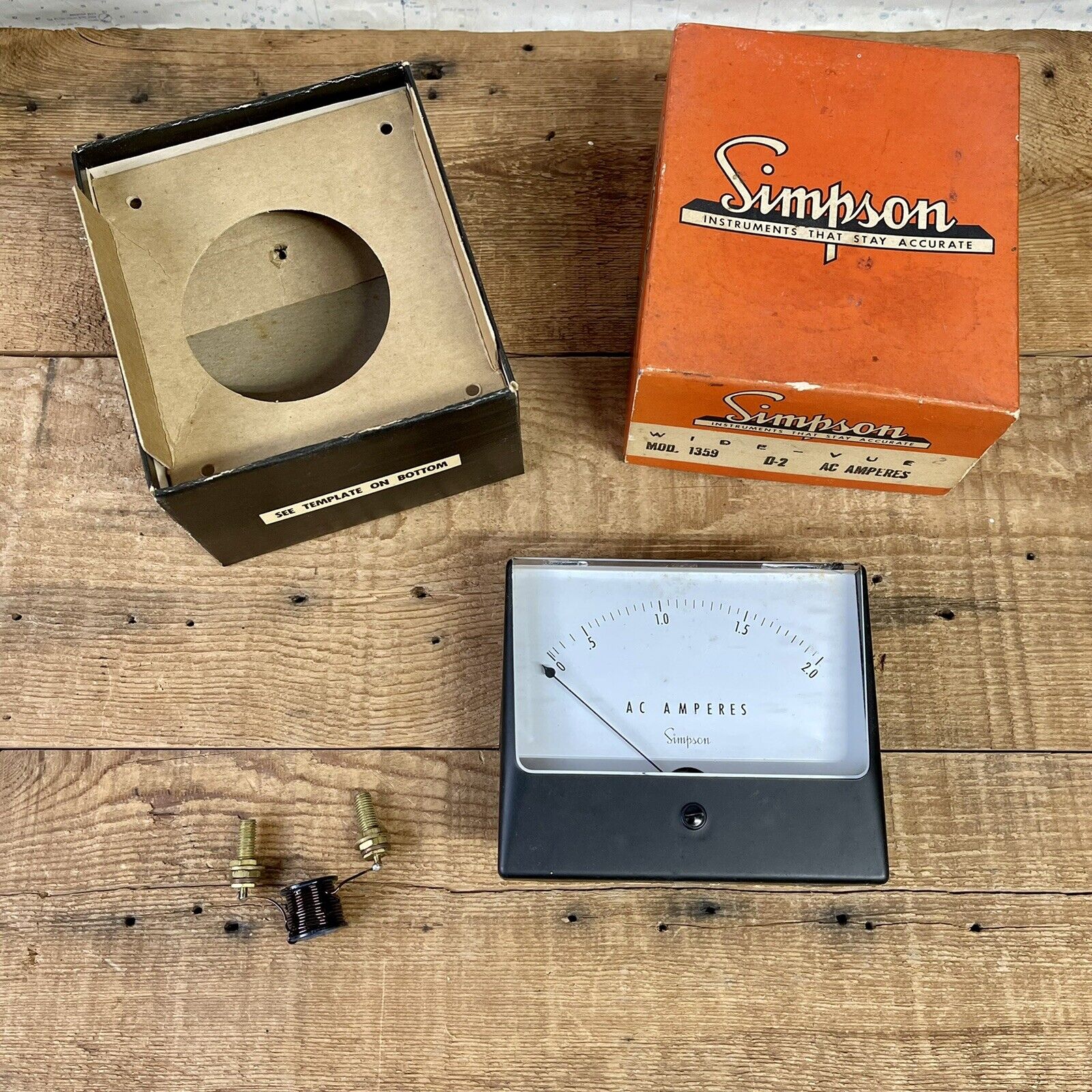 Simpson Wide Vue D-2 Model 1359 Gauge 0-2.0  Ac Amperes With Box- Untested