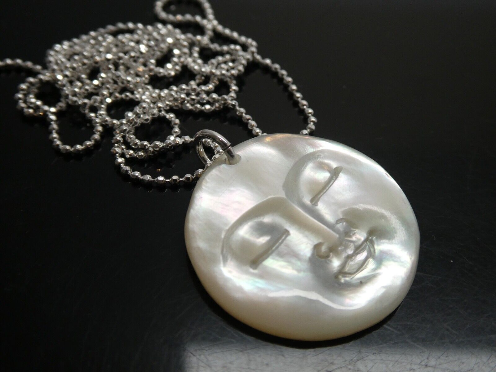 Vintage Moon Face Carved Mother of Pearl Shell 925 Pendant Necklace SP 24\