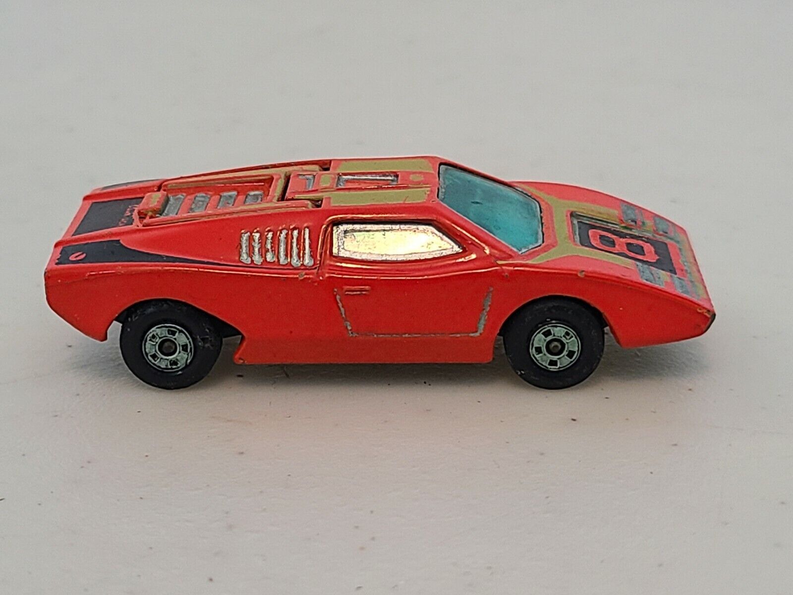 Vintage 1973 Matchbox Lesney Superfast #27 Lamborghini Countach Red Diecast Car
