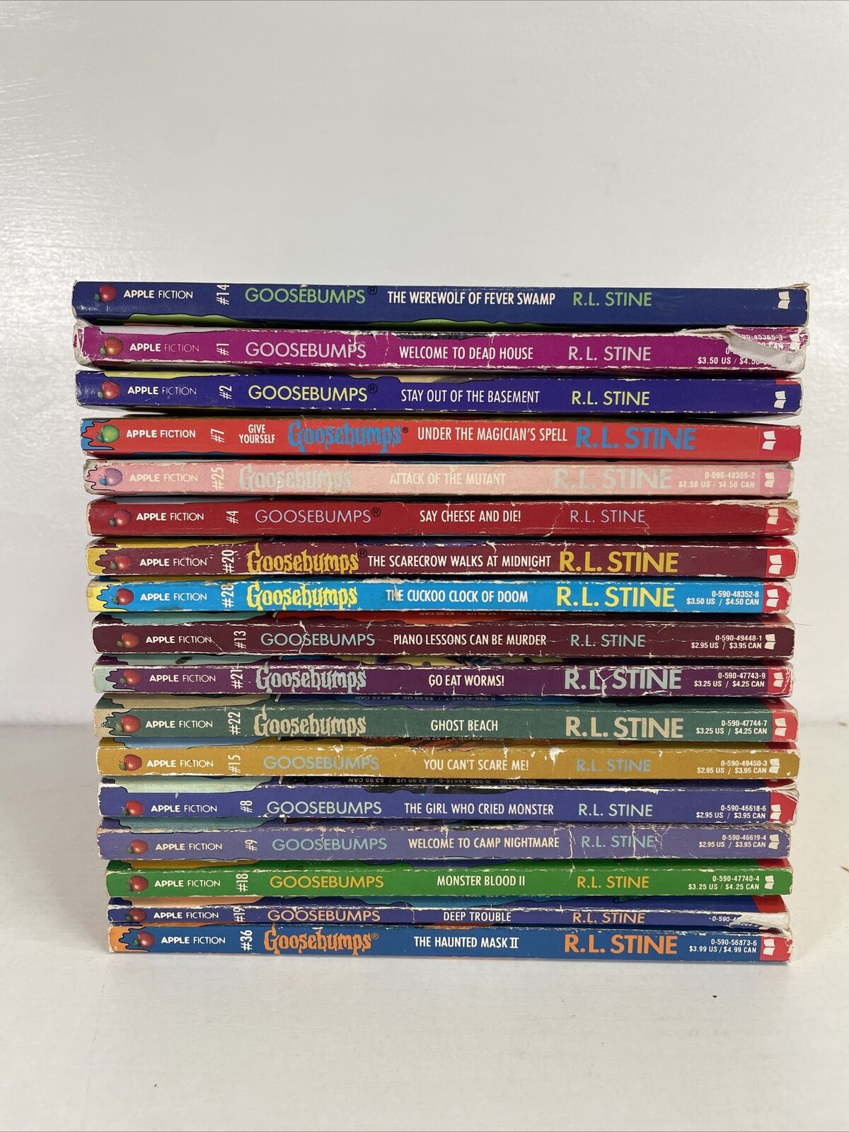 VTG 90s RL Stine Goosebumps Paperback Books Scholastic Apple Fiction Lot of 17