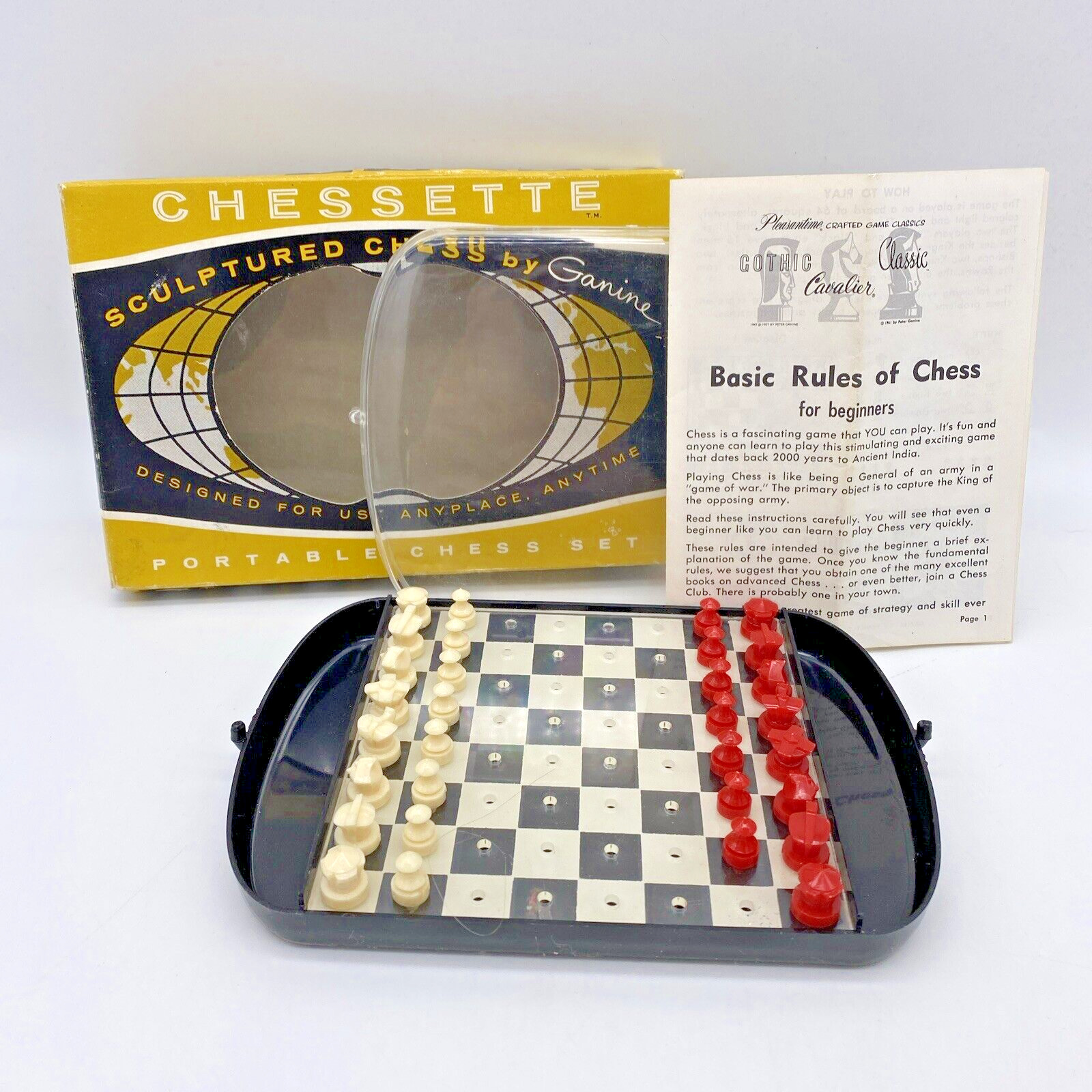 Vtg CHESSETTE Sculptured Mini Travel Chess Set Ganine (Missing 1 pawn)