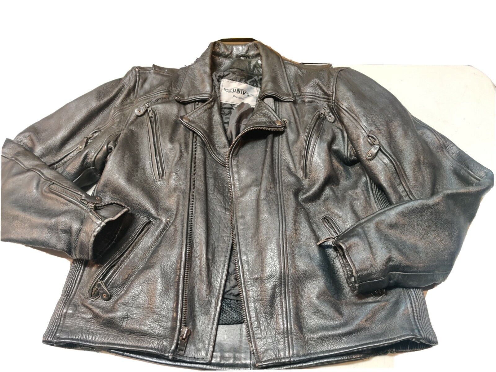 Men\'s Vintage Unik Leather Heavy Lined  Moto Jacket Sz 46 faded wrist (see pics)