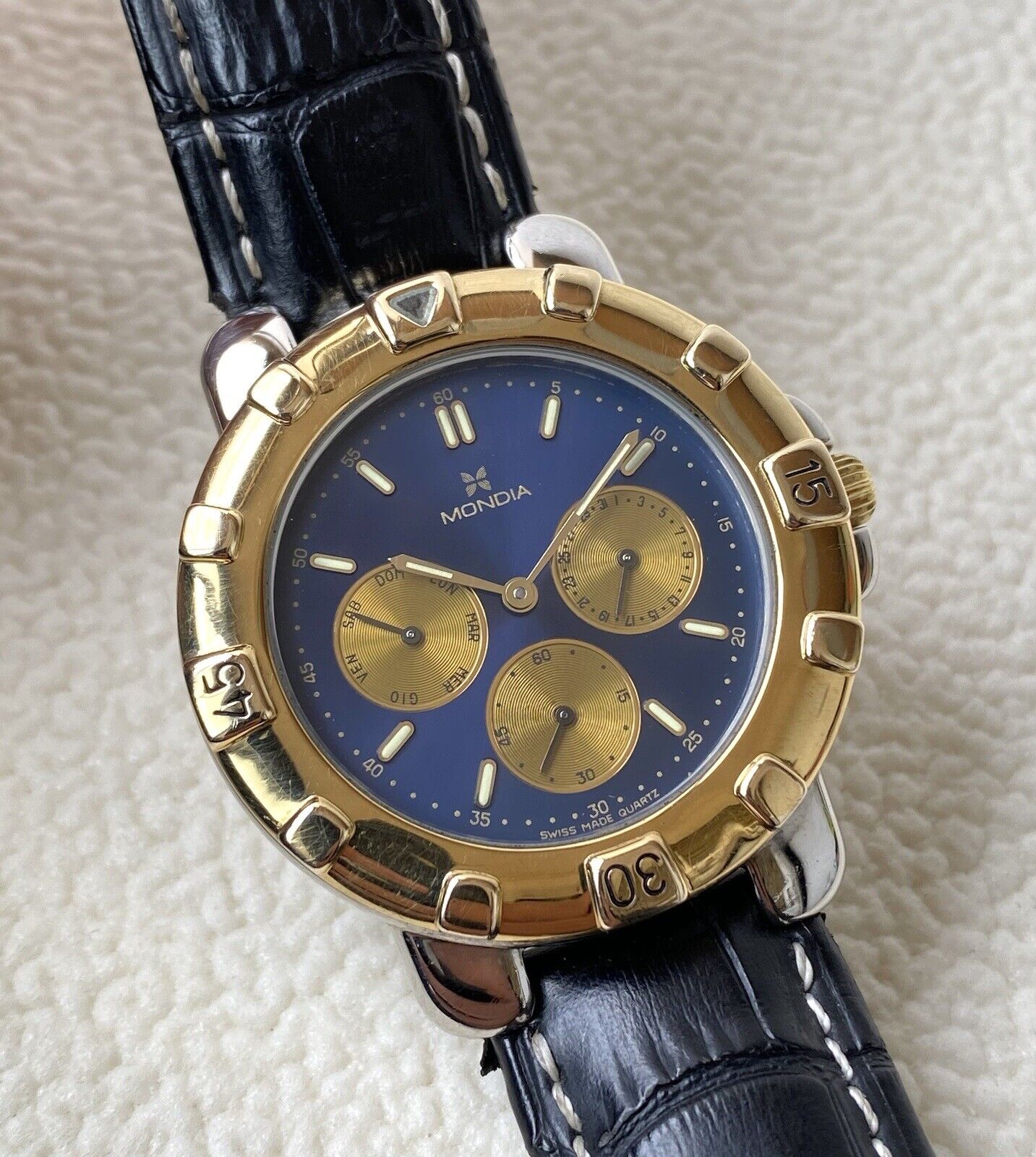 Vintage Mondia Zenith Chronograph Blue Dial Date Swiss Made Men\'s Watch gold