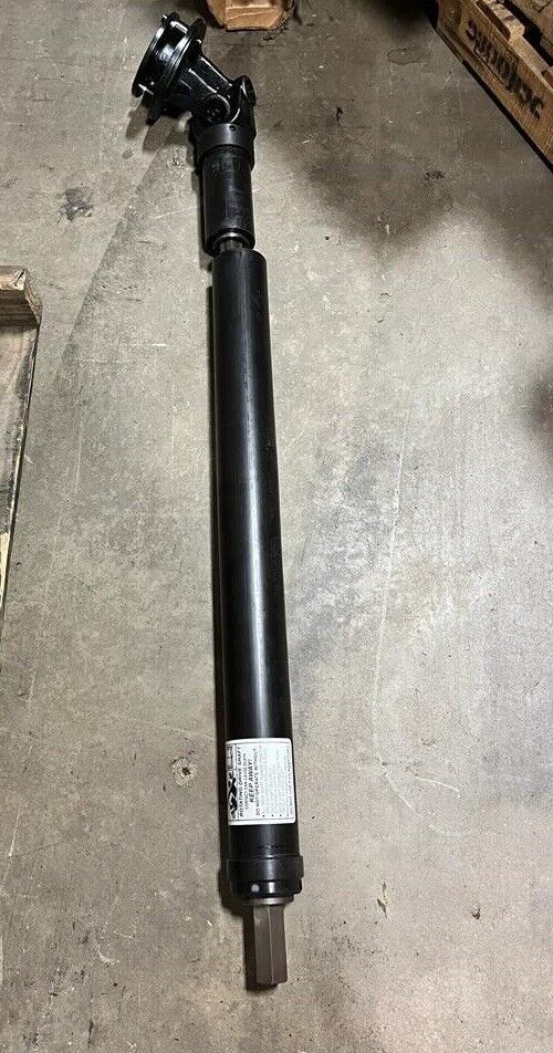 John Deere PTO Shaft With U-Joint And Tube BE31073