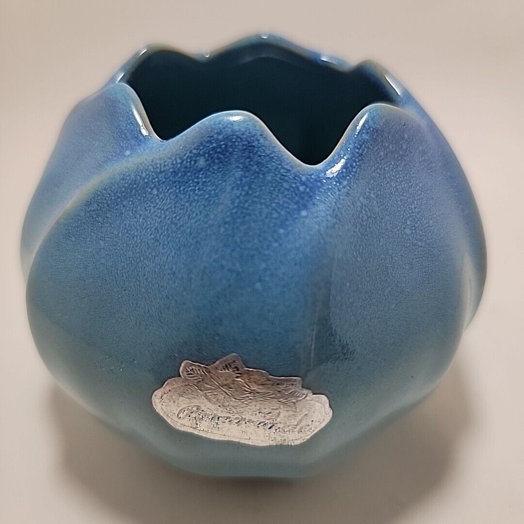 Rosemeade Tulip Vase Blue Ombré HIGH GLAZE Pottery Vintage Retro EUC 