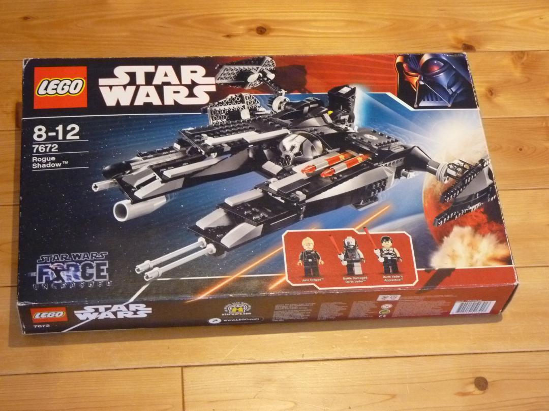 LEGO Star Wars Rogue Shadow 7672 Released in 2008 Used