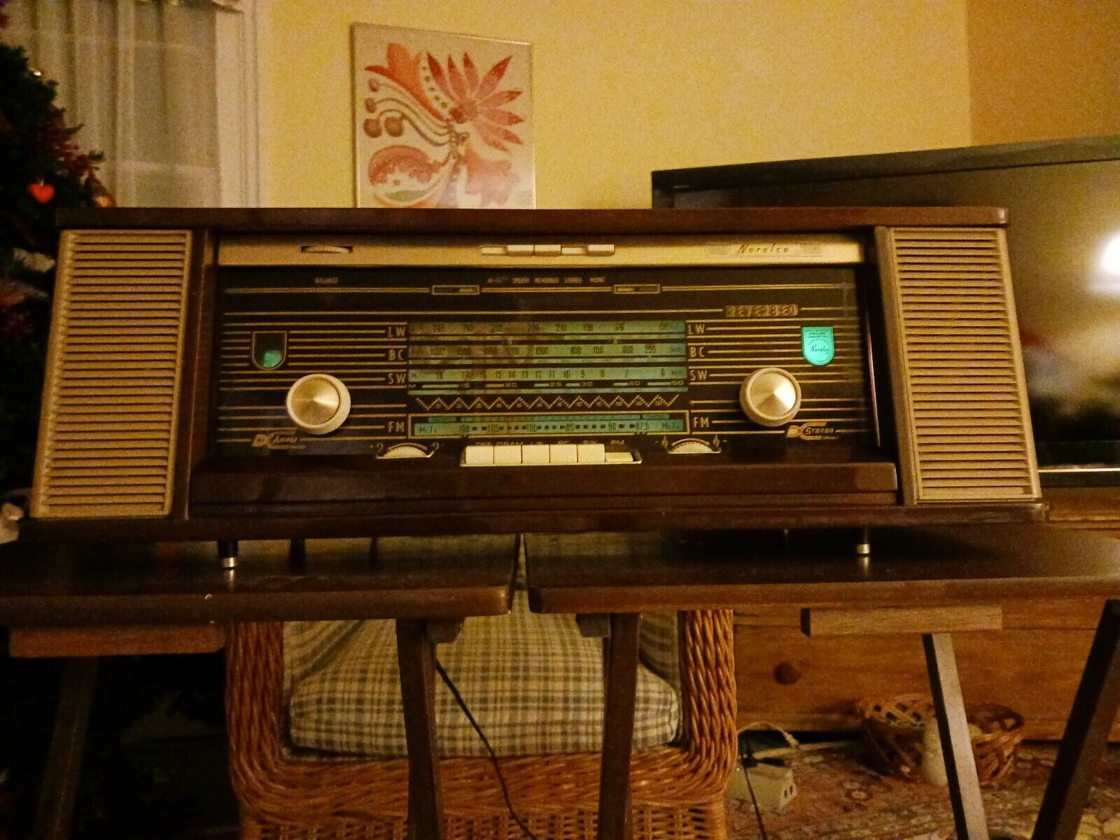 Super Rare Philips/Norelco B7X14A/64 Reverbeo  Bi-Amp Radio Made 🇳🇱 Holland 
