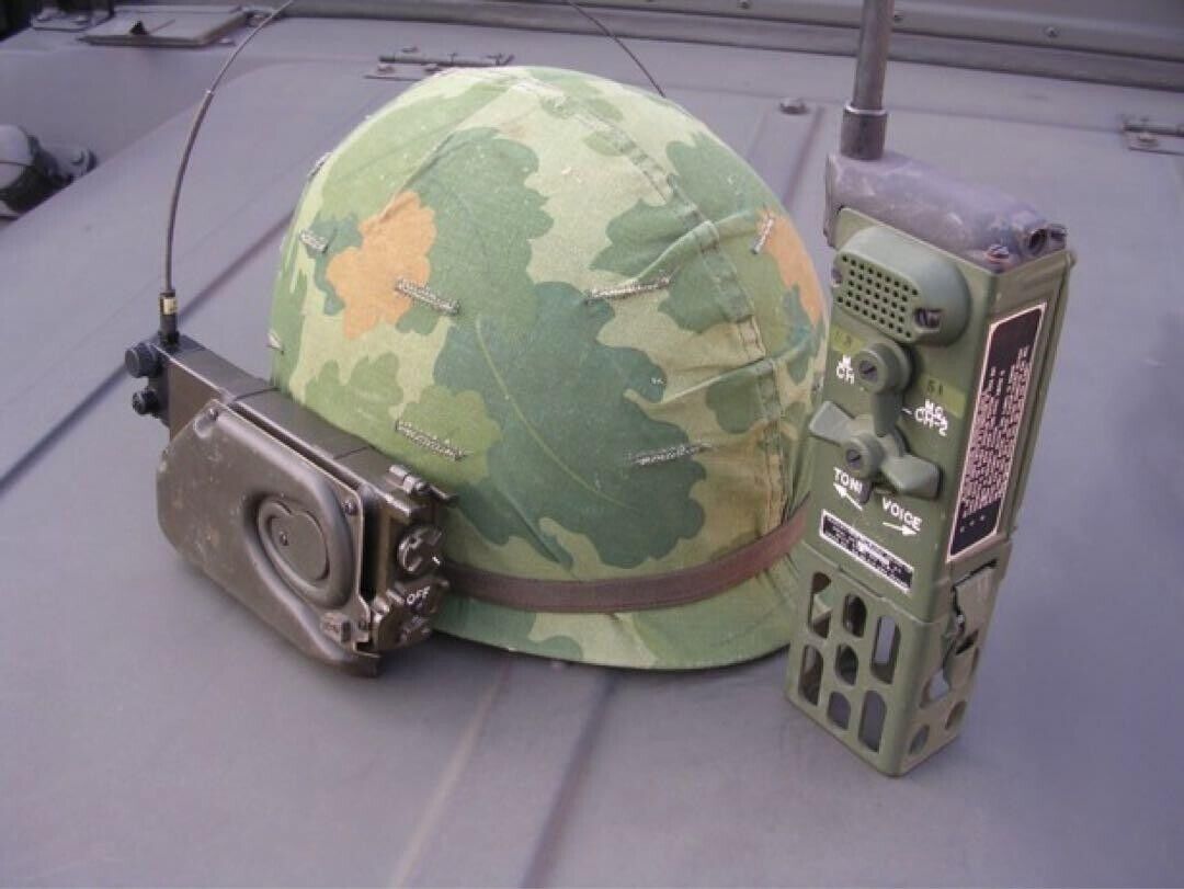 Super Rare Vietnam War US Army Radio PRT-4A PRR-9 Military Emissions