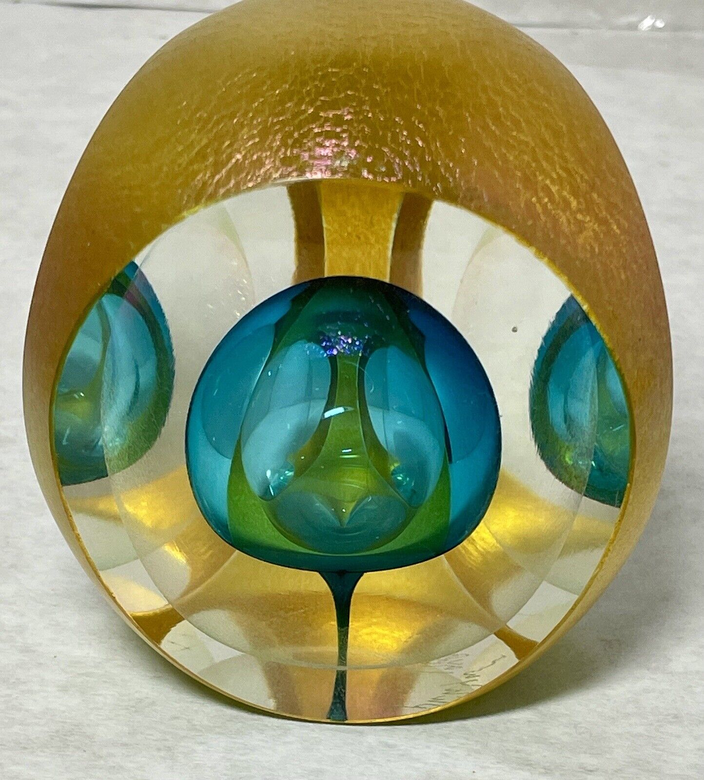 Vintage Rare Tom Philabaum Signed 3 Sided Iridescent & Teal Paperweight