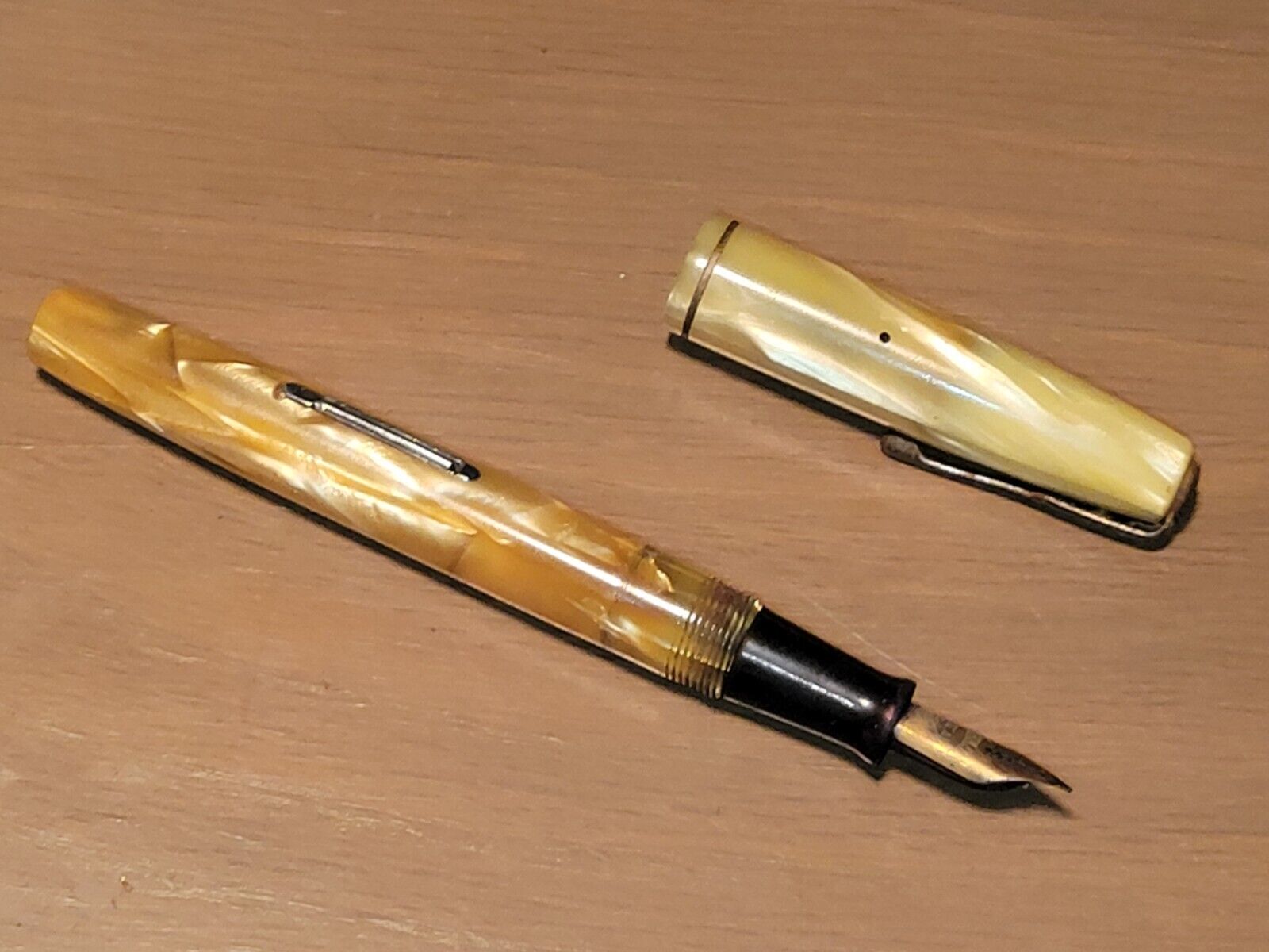 Antique Waterman's Ideal Fountain Pen With Original 14kt Gold Nib  New York 