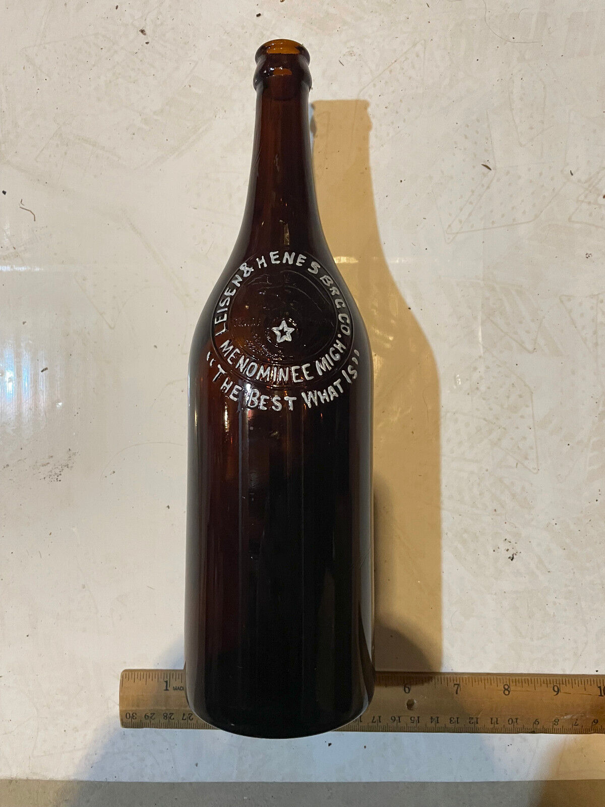 1890s Leisen & Henes Menominee Brewing Company beer Michigan Copper area bottle