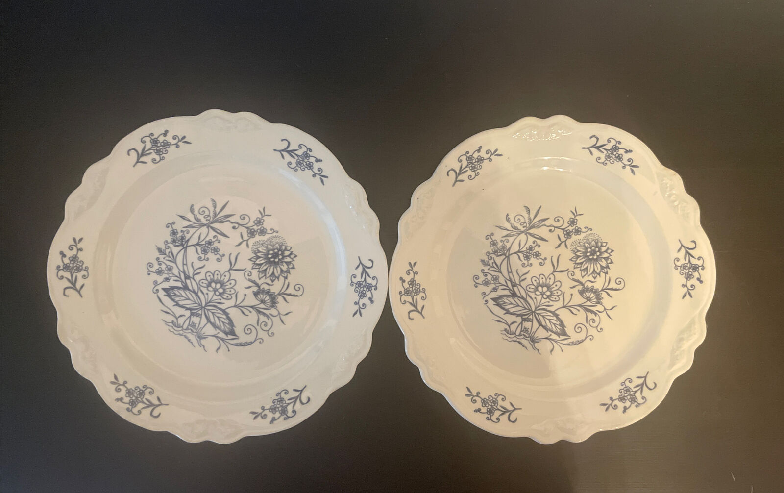 Vintage 10” Imperial Blue Dresden Plate Dinnerware Sheffield Heritage Quality