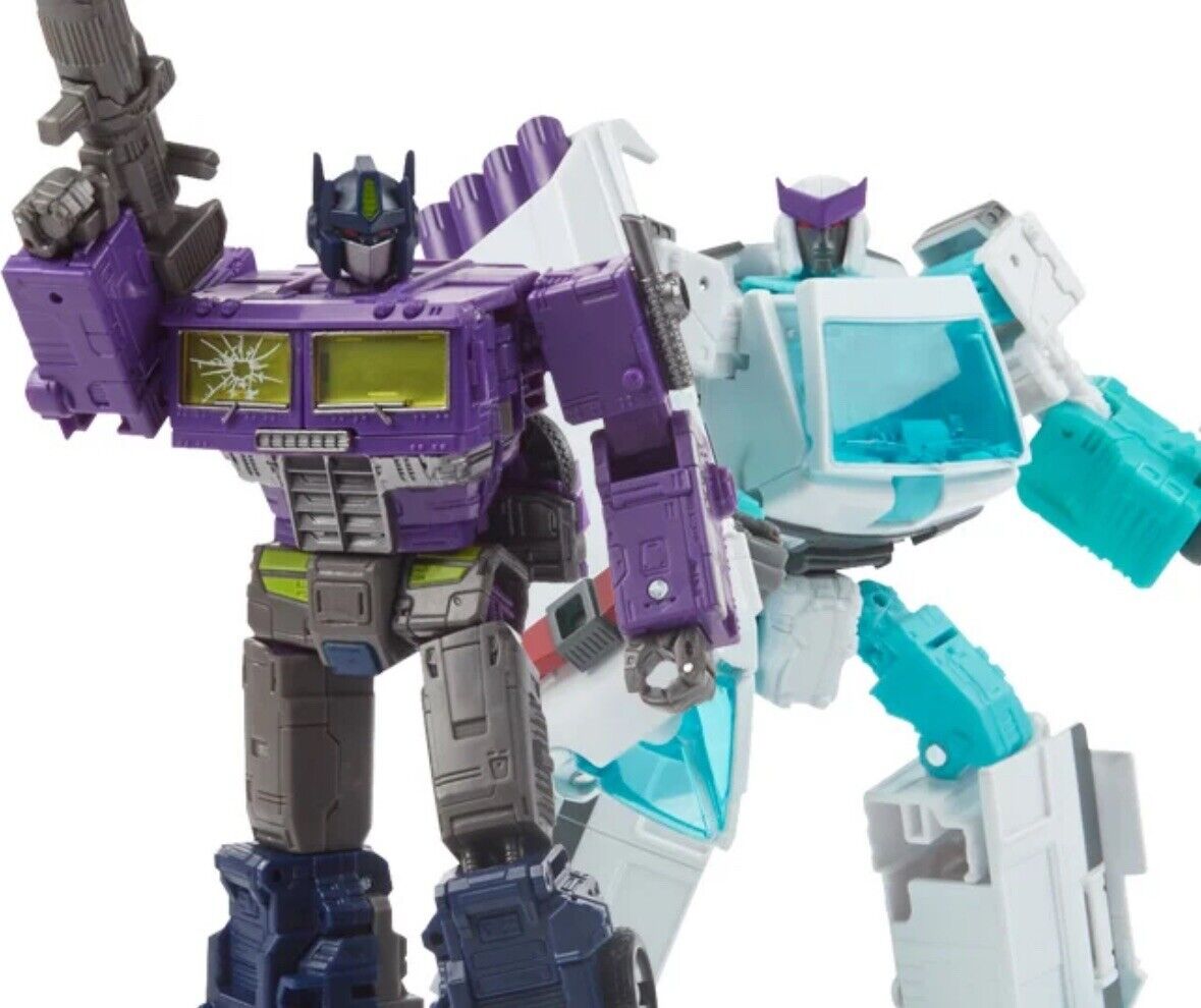 *PRE-ORDER* Transformers Generations WFC GS-17 Shattered Glass OPTIMUS & RATCHET