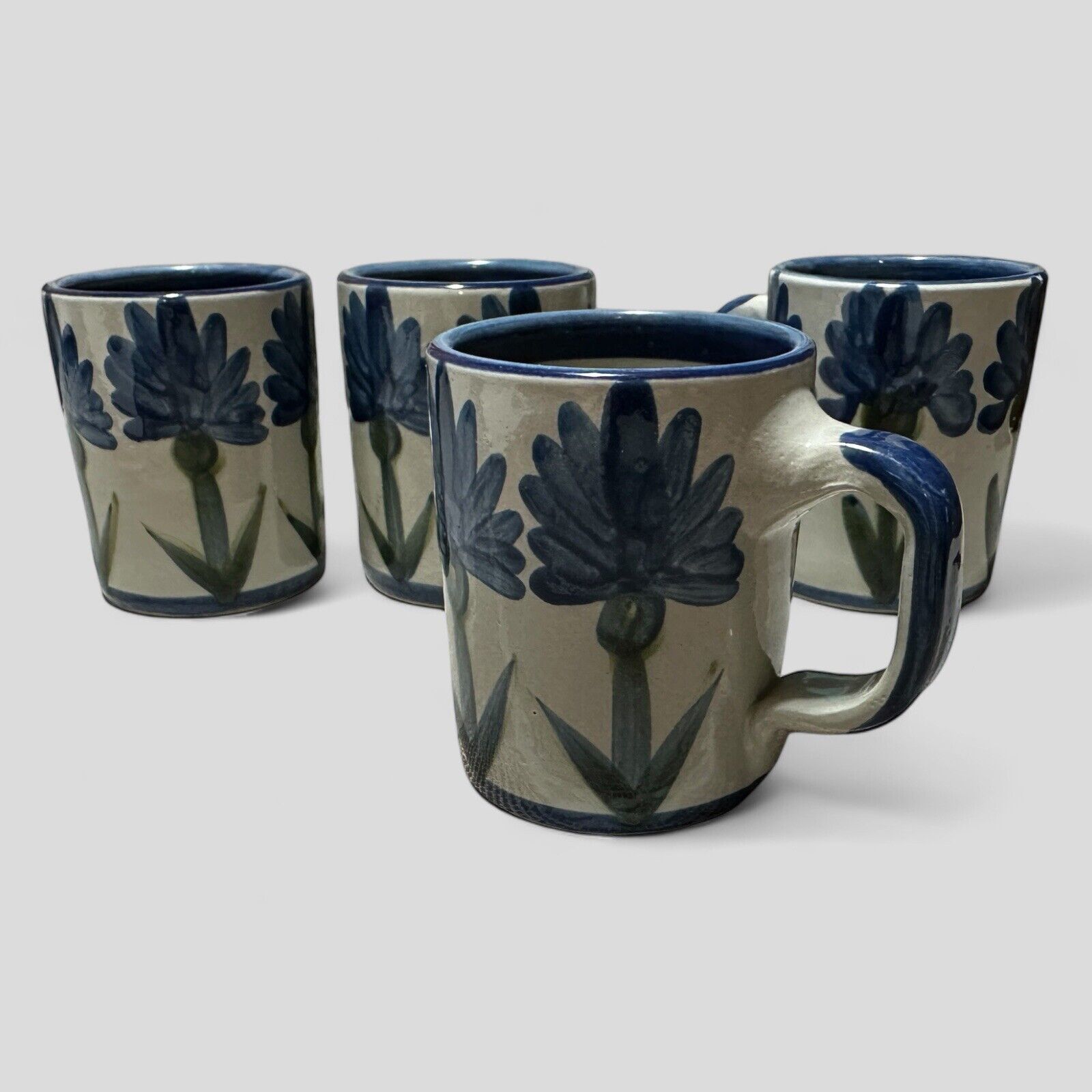 Set of 4 Vintage Louisville Stoneware Blue Bachelor Button Cornflower Mugs