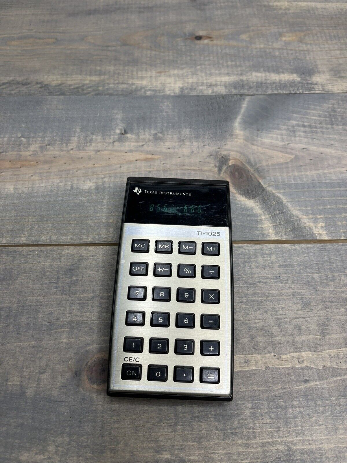 Vintage Texas Instruments TI - 1025 Memory Calculator 1979 - Works