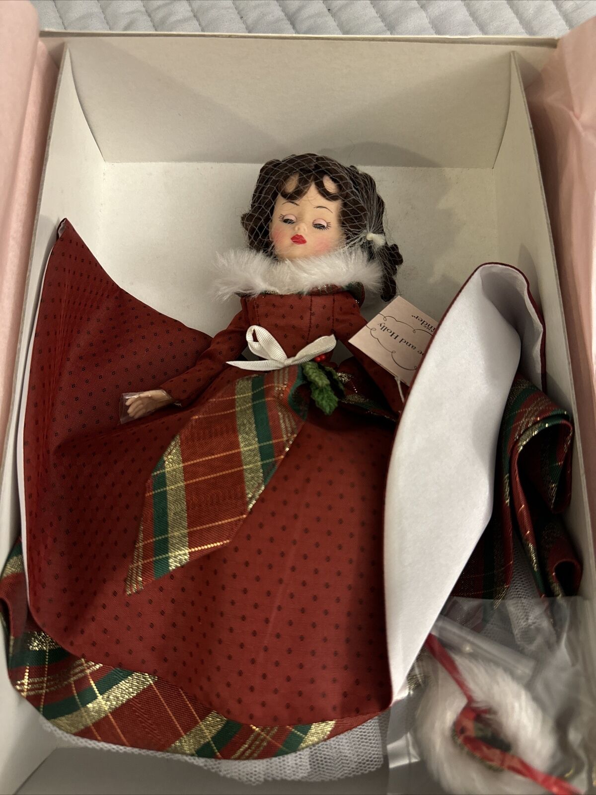 Madame Alexander Mistletoe and Holly 10” Doll #38555 COA