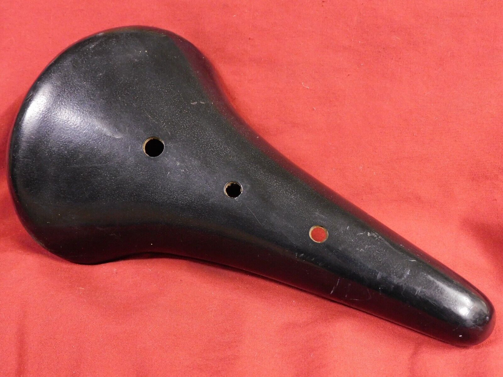 Vintage Pre-Cinelli Unicanitor Mod. 50 Black Plastic Saddle Made in Italy