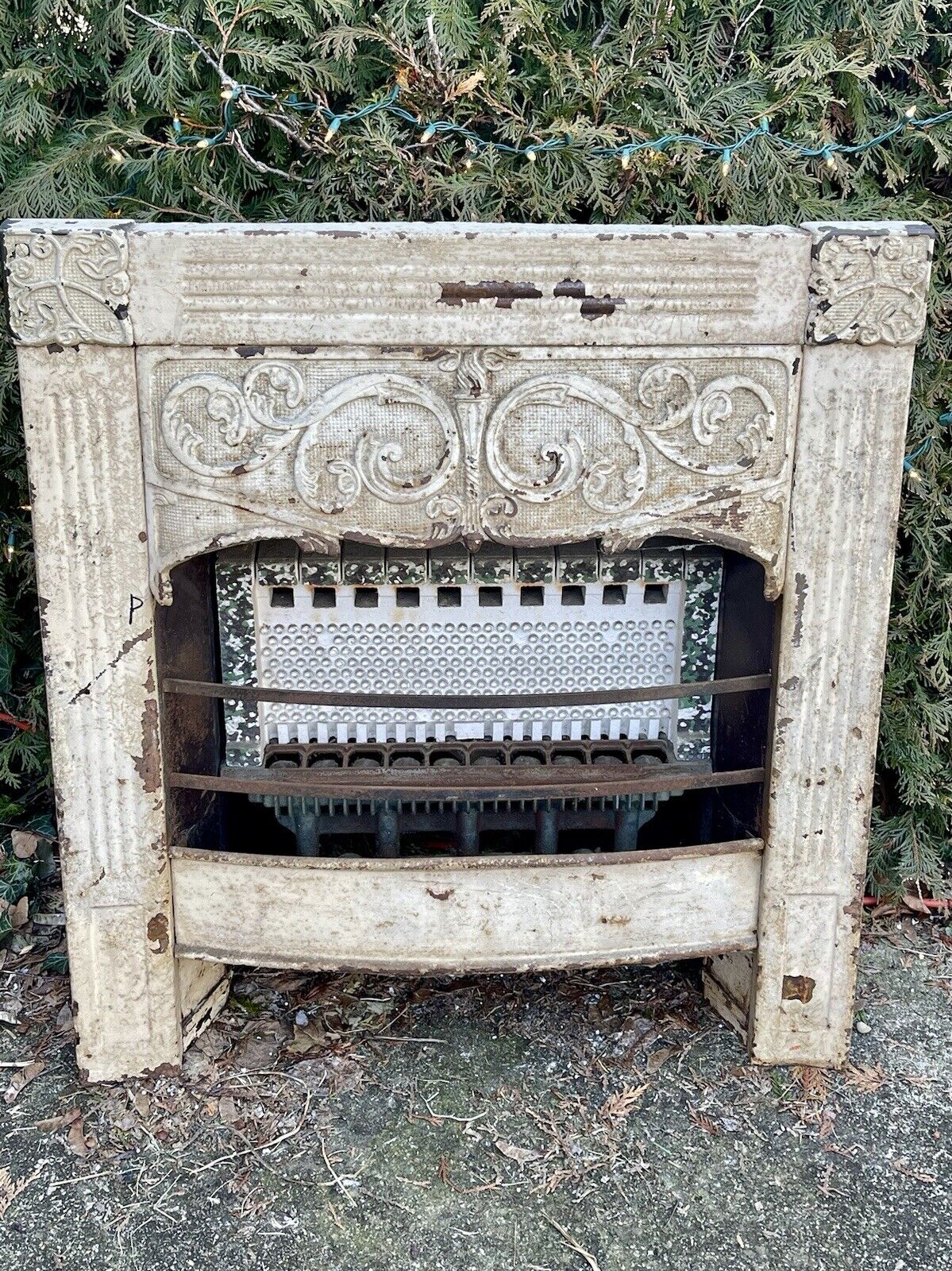 Large METAL GAS FIREPLACE INSERT GRATE Ornate Victorian Furnace HEAT Antique #3