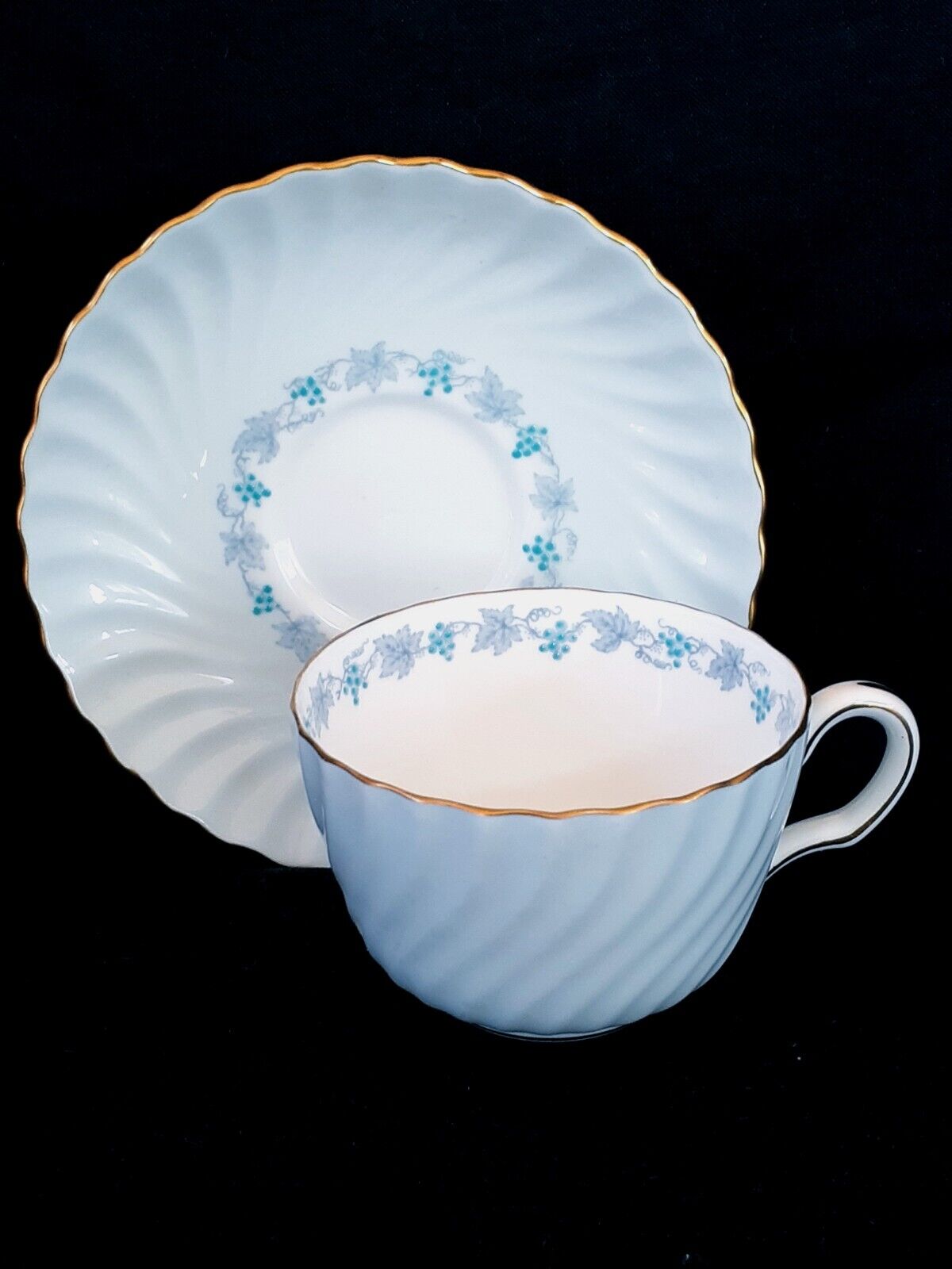 Vintage Minton England Vineyard bone china tea cup & saucer