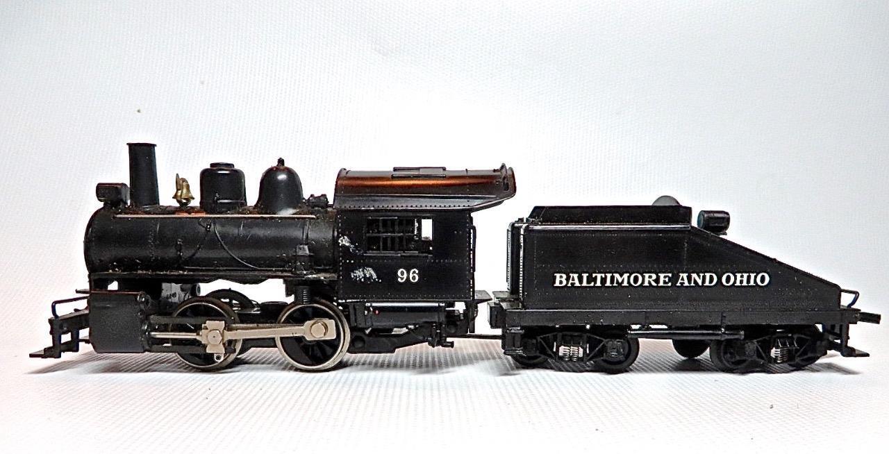 HO Gauge Rivarossi Baltimore & Ohio 0-4-0 Steam Locomotive & Slope Back Tender