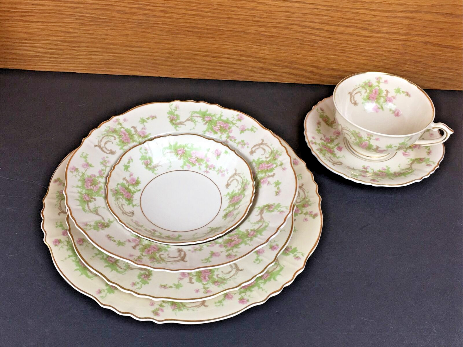 6 Piece Vintage Federal Shape Syracuse China Dearborn Table Setting Plates Bowls