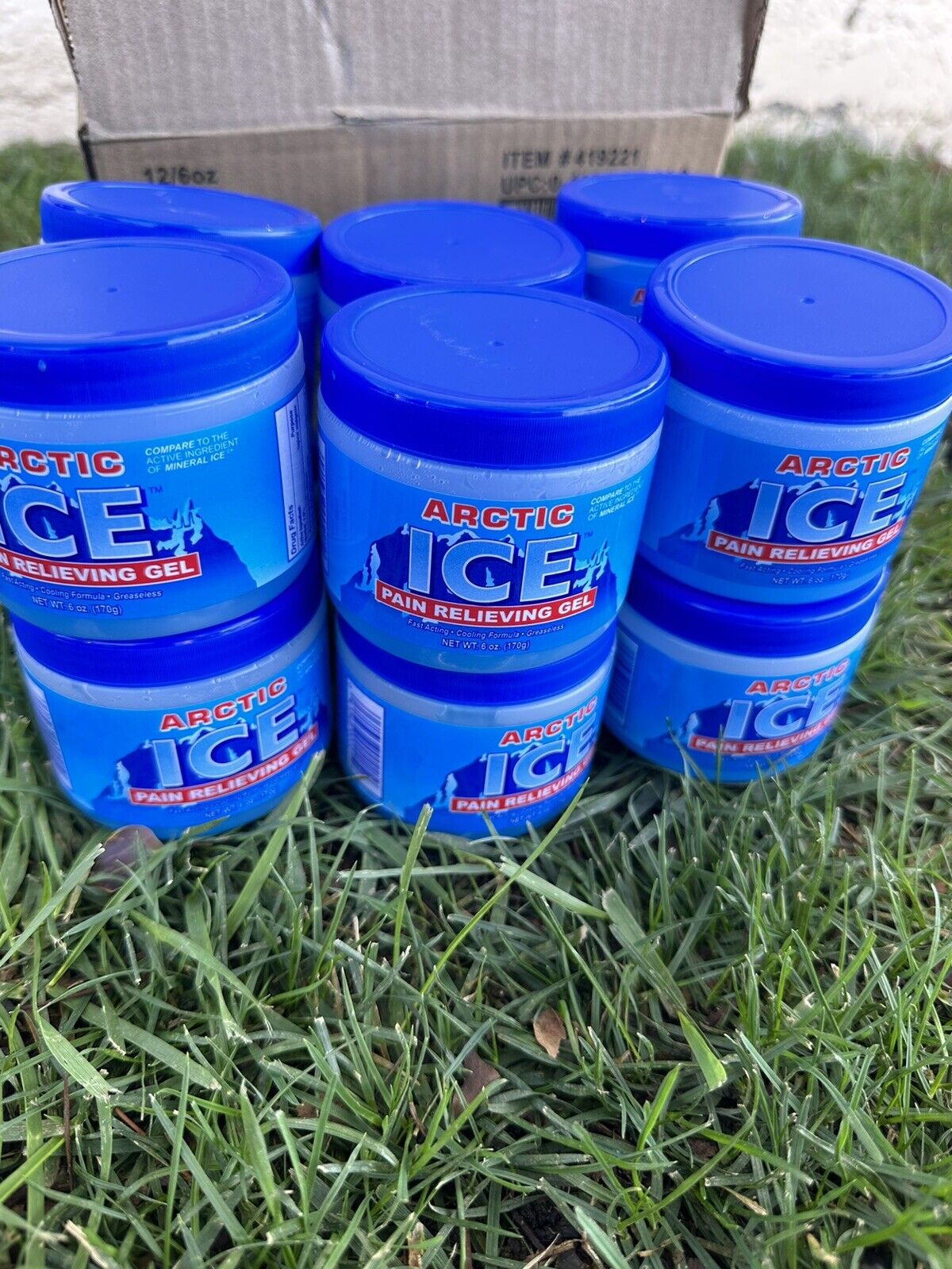 Lot Of 12 Jars Artic Ice Pain Relieving Gel, 6 oz 12 Jars