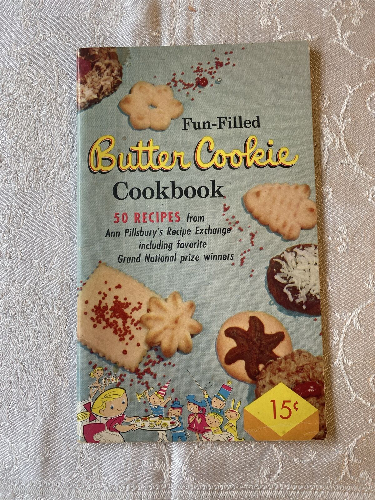 Vintage Pillsbury’s Fun-Filled Butter Cookie Cookbook 1950 PB 50 Recipes