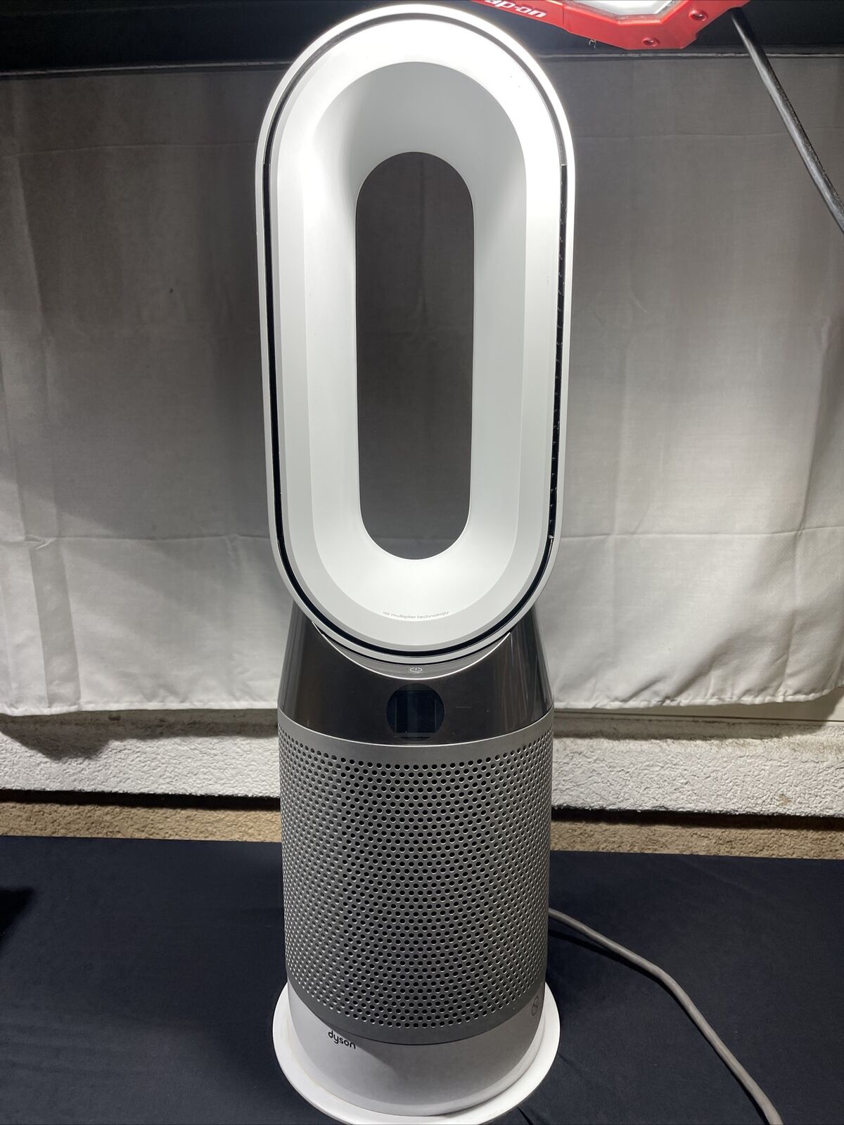 Dyson Pure Hot And Cool HP04 Portable Air Purifier - White Wi-Fi