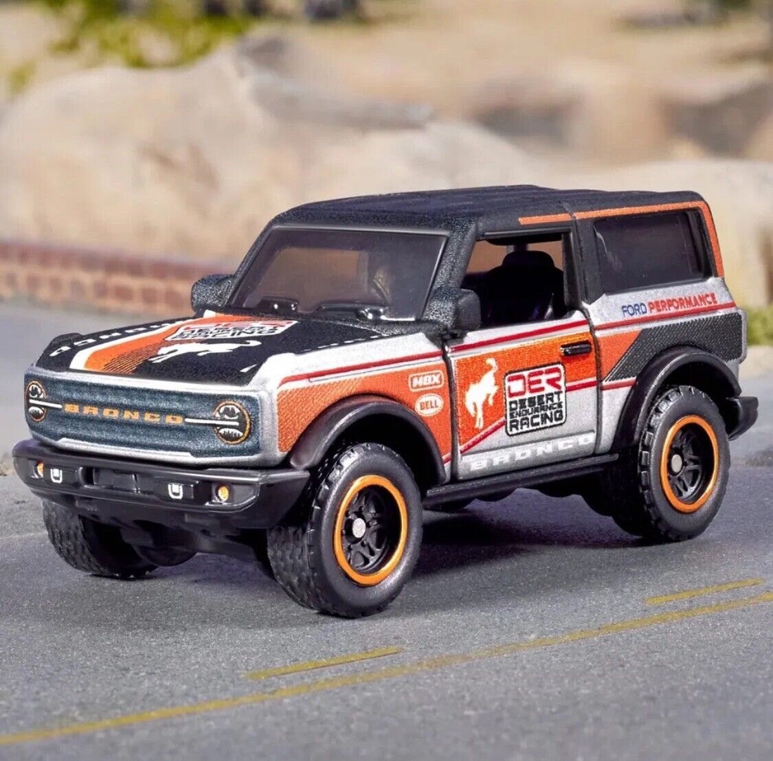 Matchbox 2021 Ford Bronco Mattel Creations Exclusive with Opening Doors