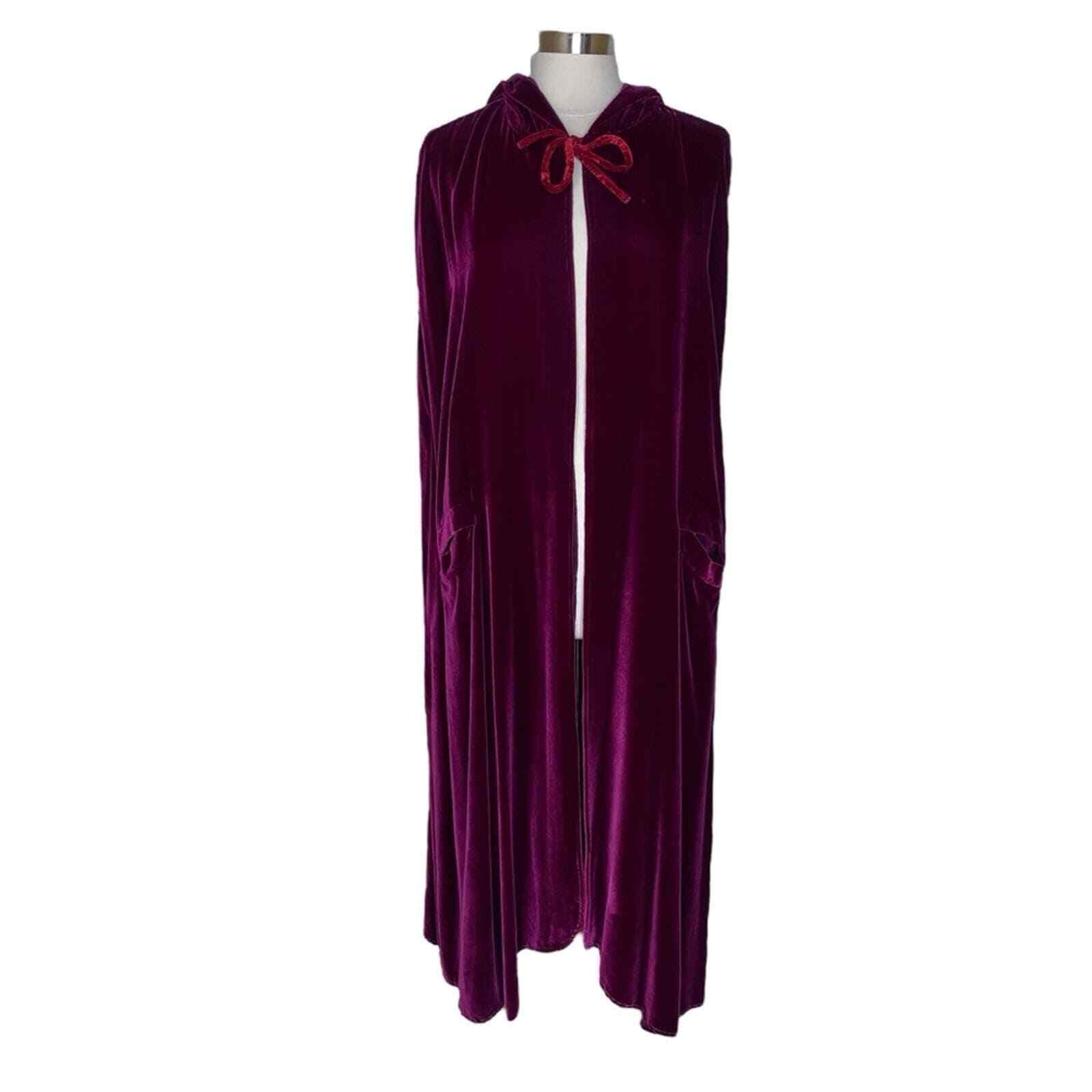 Amber California Vintage Velvet Long Hooded Cloak Women’s One Size Harry Potter