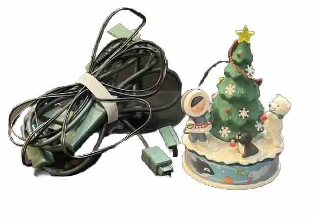 Hallmark Frosty Friends 2012 Trimming The Tree Magic Ornament With Magic Cord