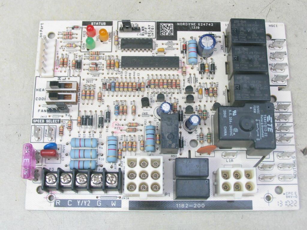 NORDYNE 624742 Furnace Control Circuit Board 1182-200