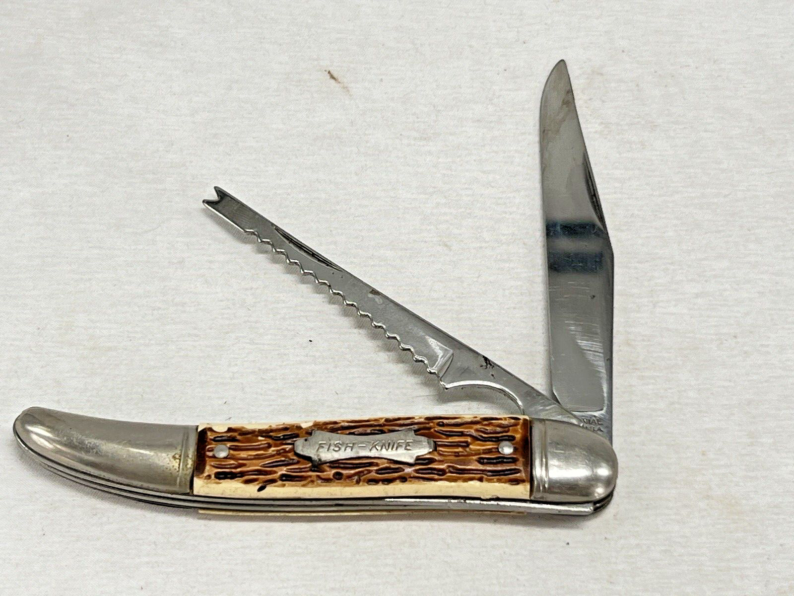 Vintage Colonial Prov. USA 2 Blade Fish Knife Scaler Pocket Knife NICE