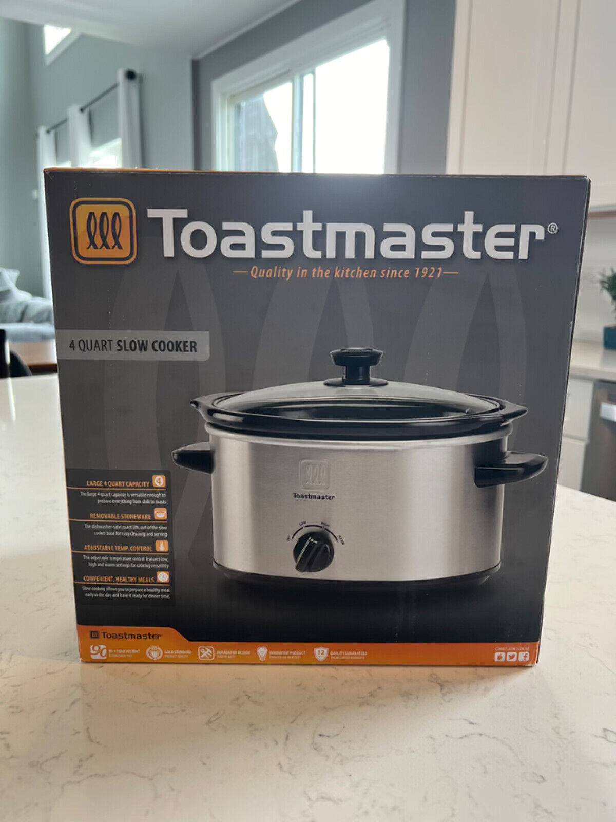 Toastmaster 4 Quart Slow Cooker - New in box