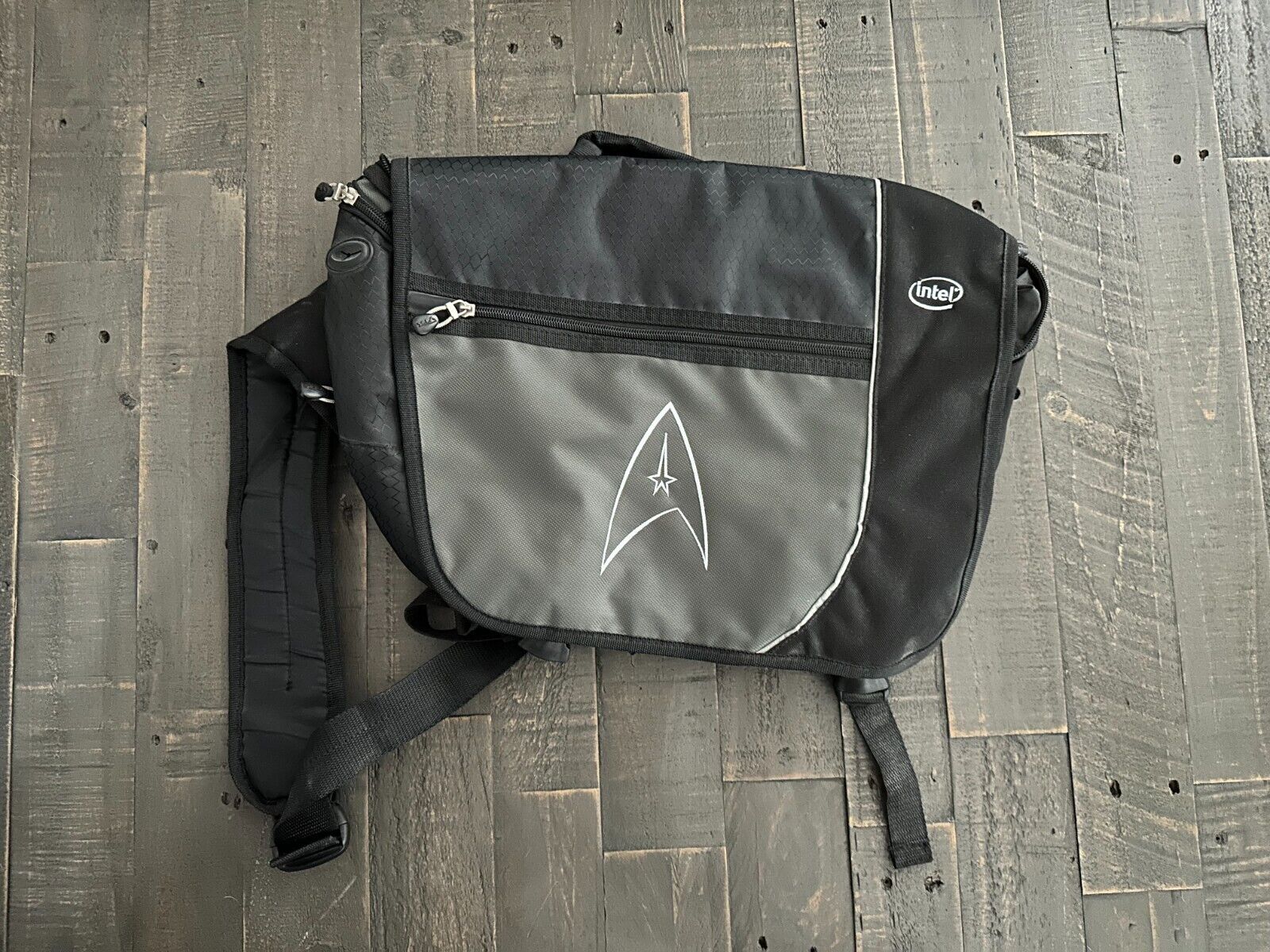 Star Trek - SDCC Exclusive - 2009 Intel / Laptop Messenger Bag - Rare w/ Bonus