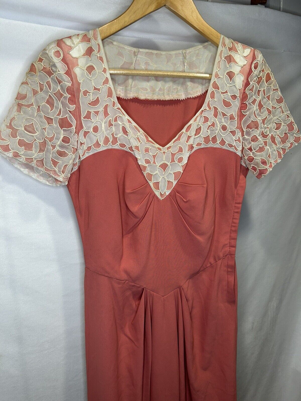 Vintage 1930s Pink Bodice Lace Detailed Dress Jay\'s Boston S/M