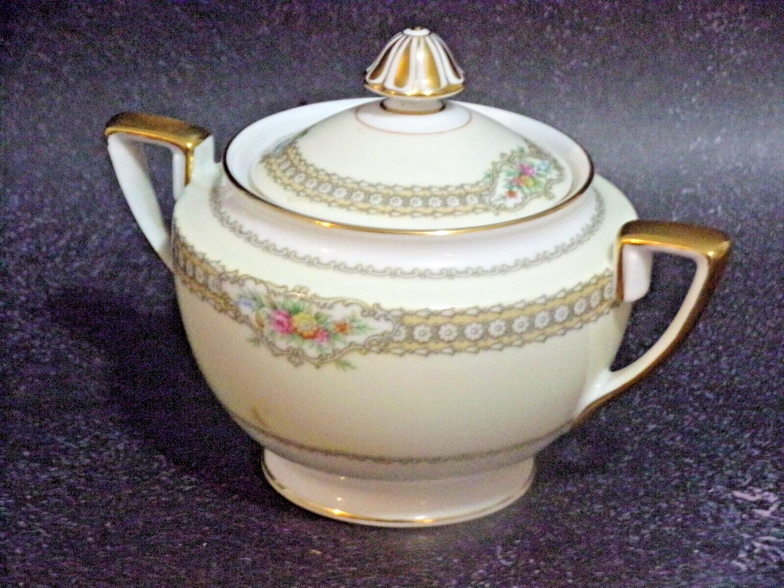 Vintage Noritake Rodista Berry #590 Fine China Sugar Bowl with Lid