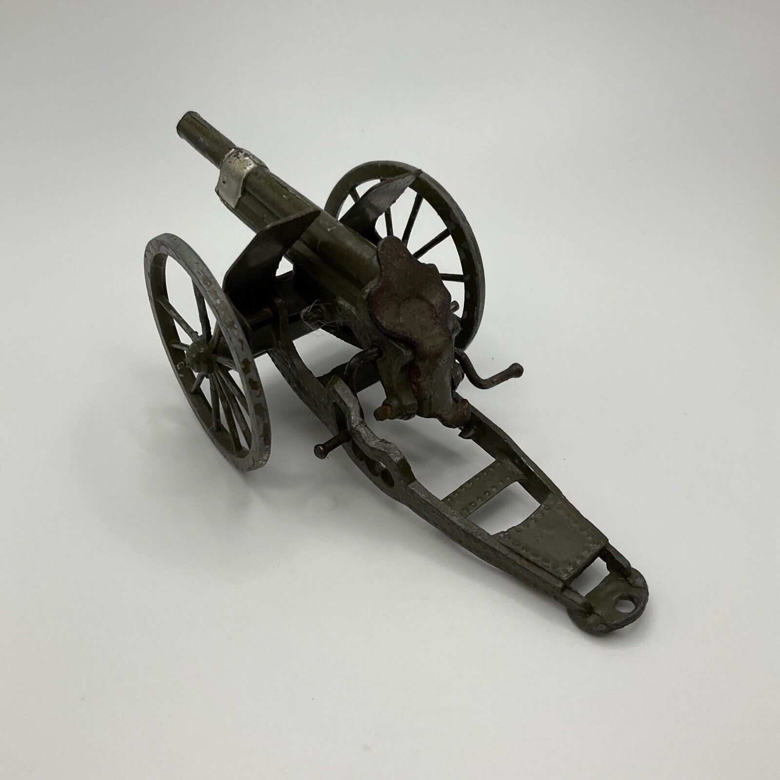 Vintage antique Britains Ltd  5” Toy Field Artillery Cannon Working 218/30.