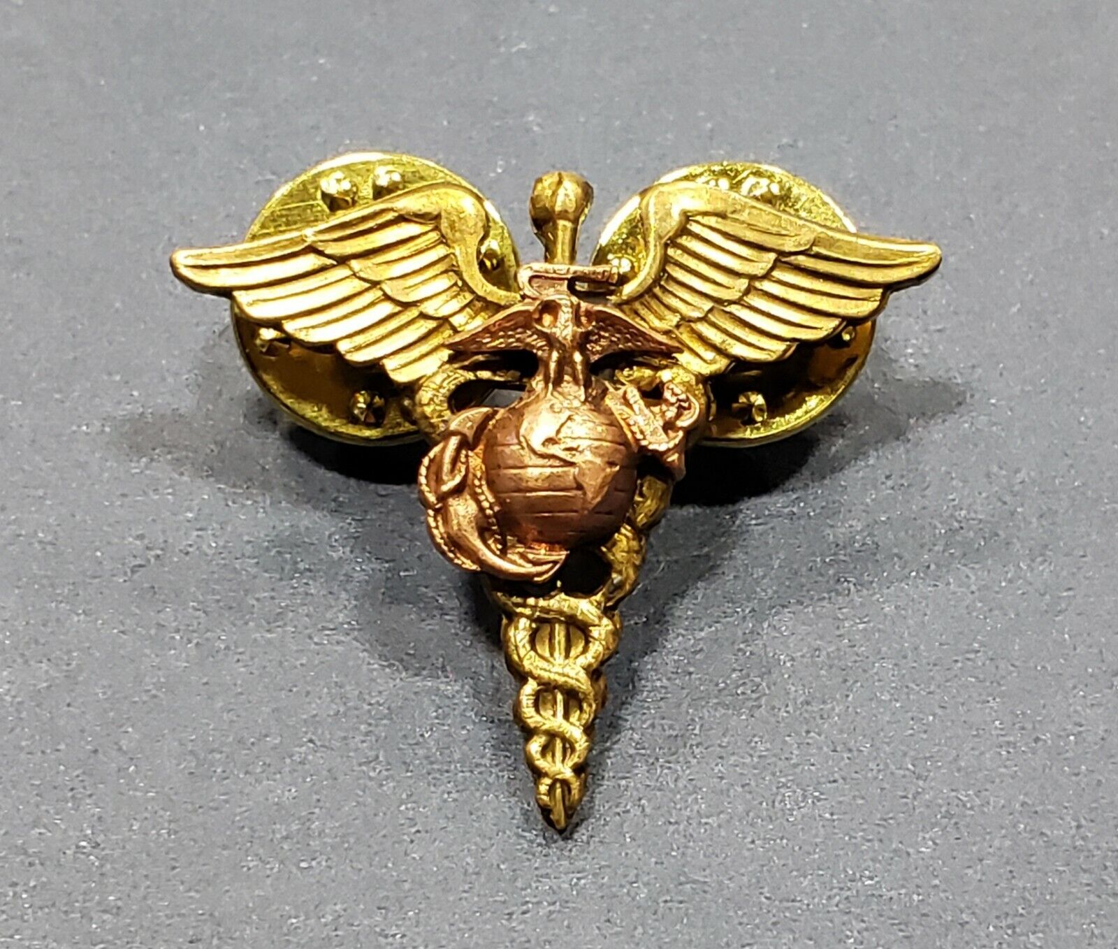 Medical USMC Corpsman Collar Brass Badge Pin EGA Marine Military Medic Insignia