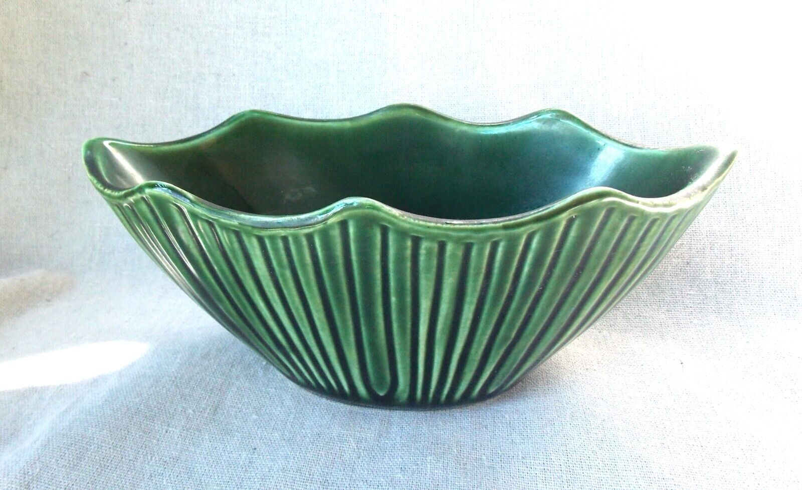 Vintage McCoy Pottery Planter Green Ribbed with Scalloped Edge USA