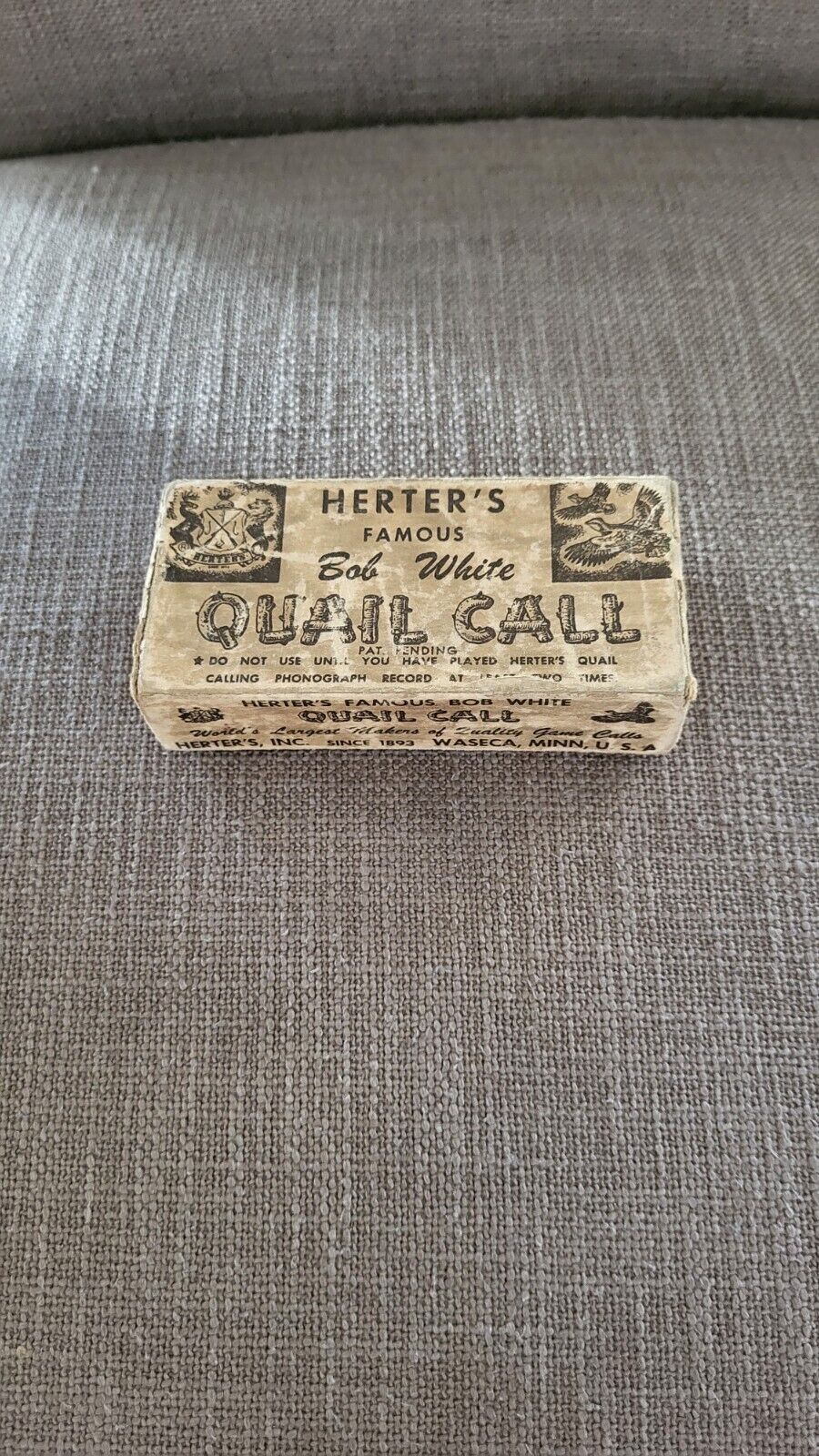 Vintage Herter\'s Famous Bob White Quail Call Green Label Original Box