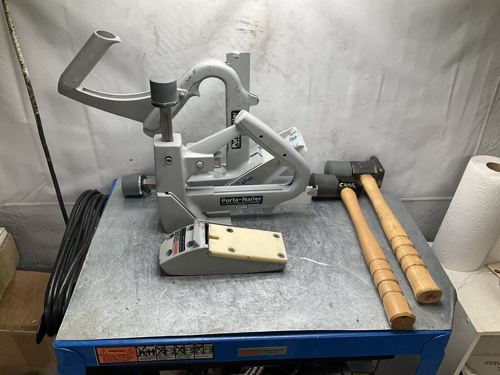 2ea Porta-Nailer 501 and 401 Tongue and Groove Floor Carpentry Tools and Hammers