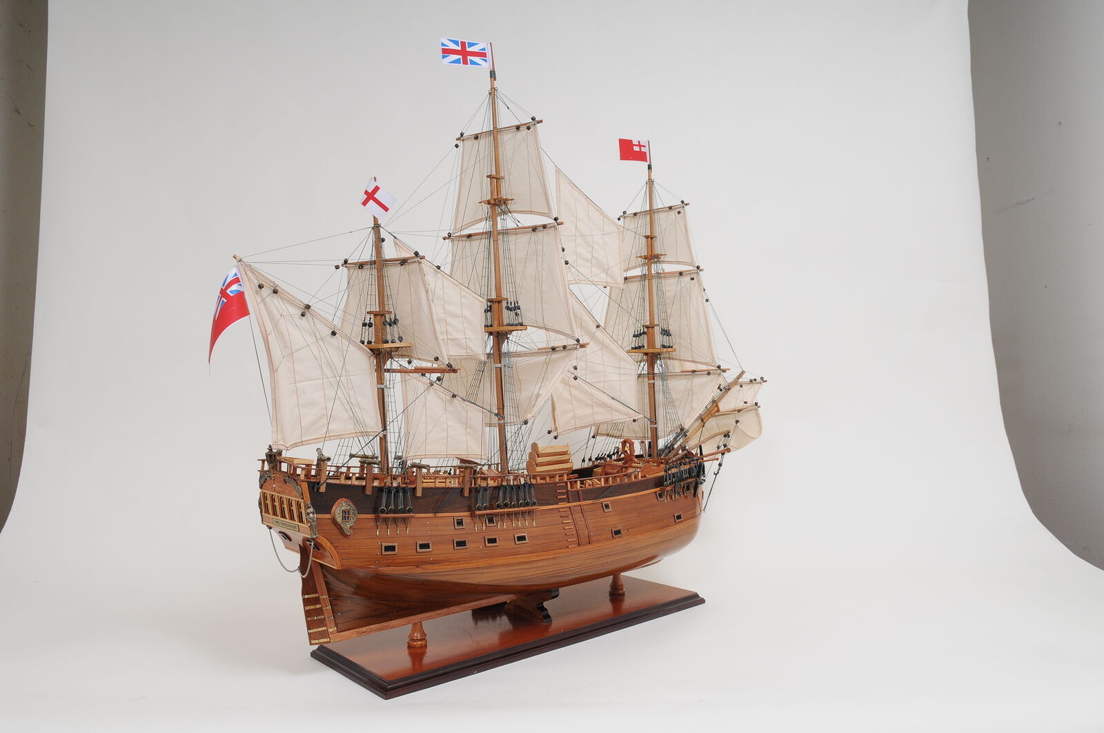 38 Inch HMS Endeavour Historic Wooden Boat Ship Model